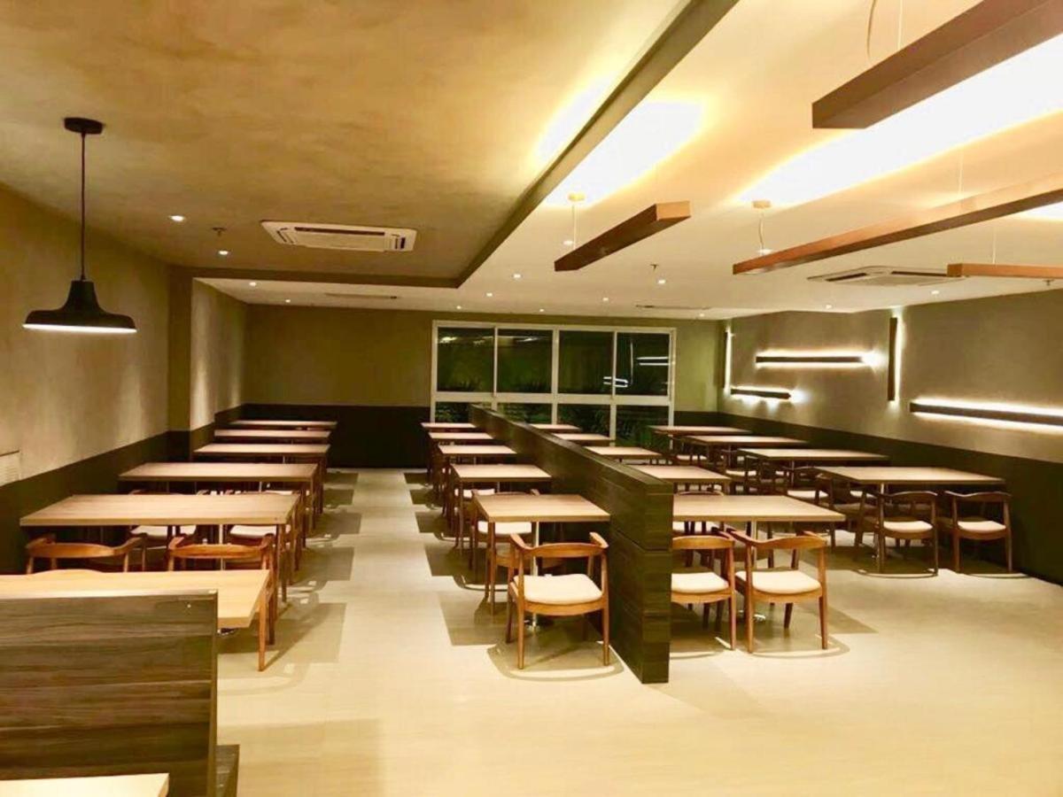كامبوس دوس جويتاكازيس Quarto Executivo Para Sua Estadia De Trabalho المظهر الخارجي الصورة